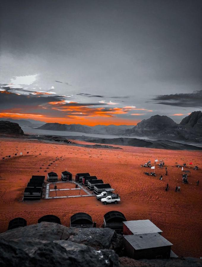 Wadi Rum Starlight Camp מראה חיצוני תמונה