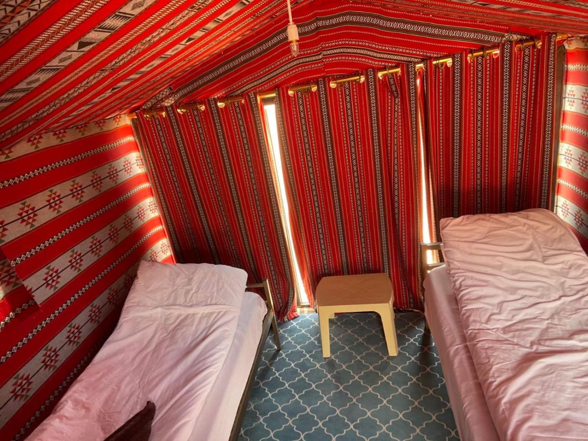 Wadi Rum Starlight Camp מראה חיצוני תמונה