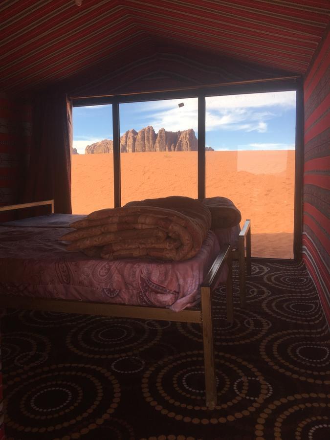 Wadi Rum Starlight Camp מראה חיצוני תמונה